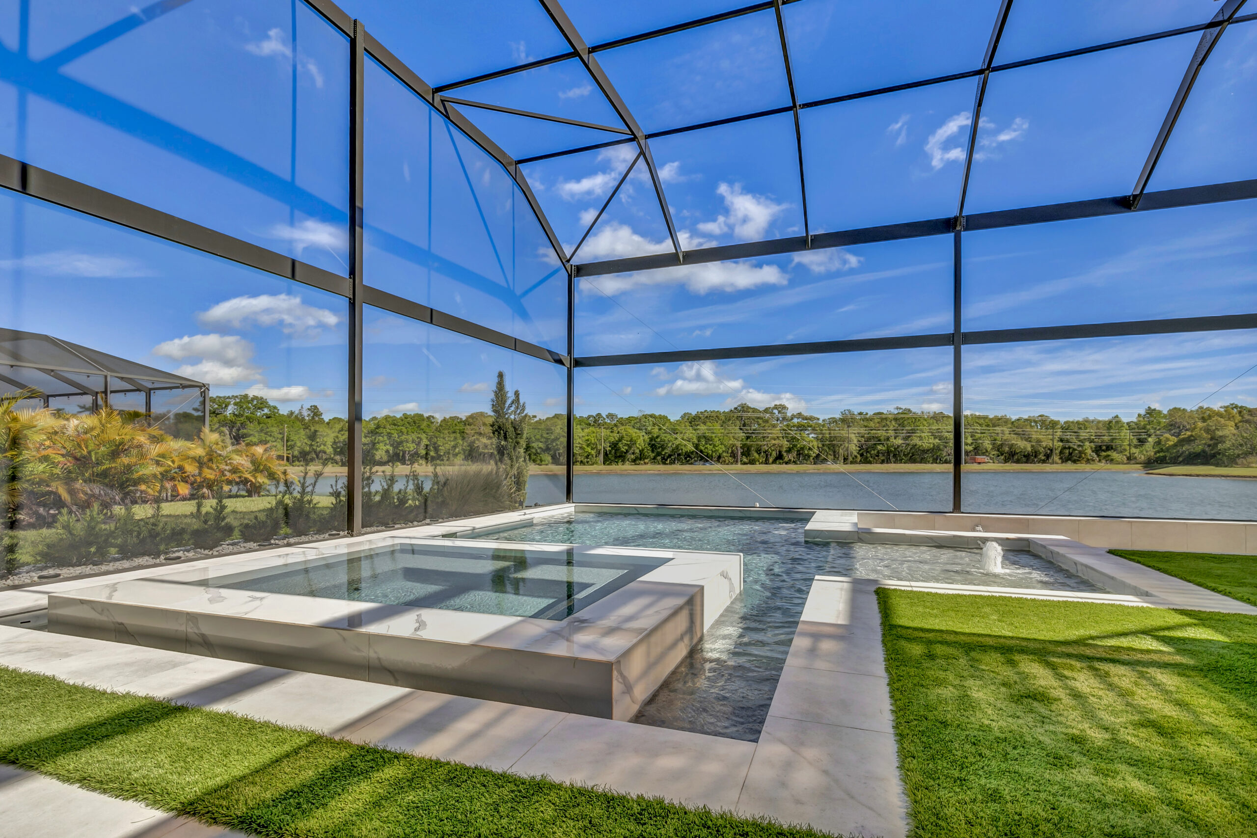 Larsen Pool & Spa