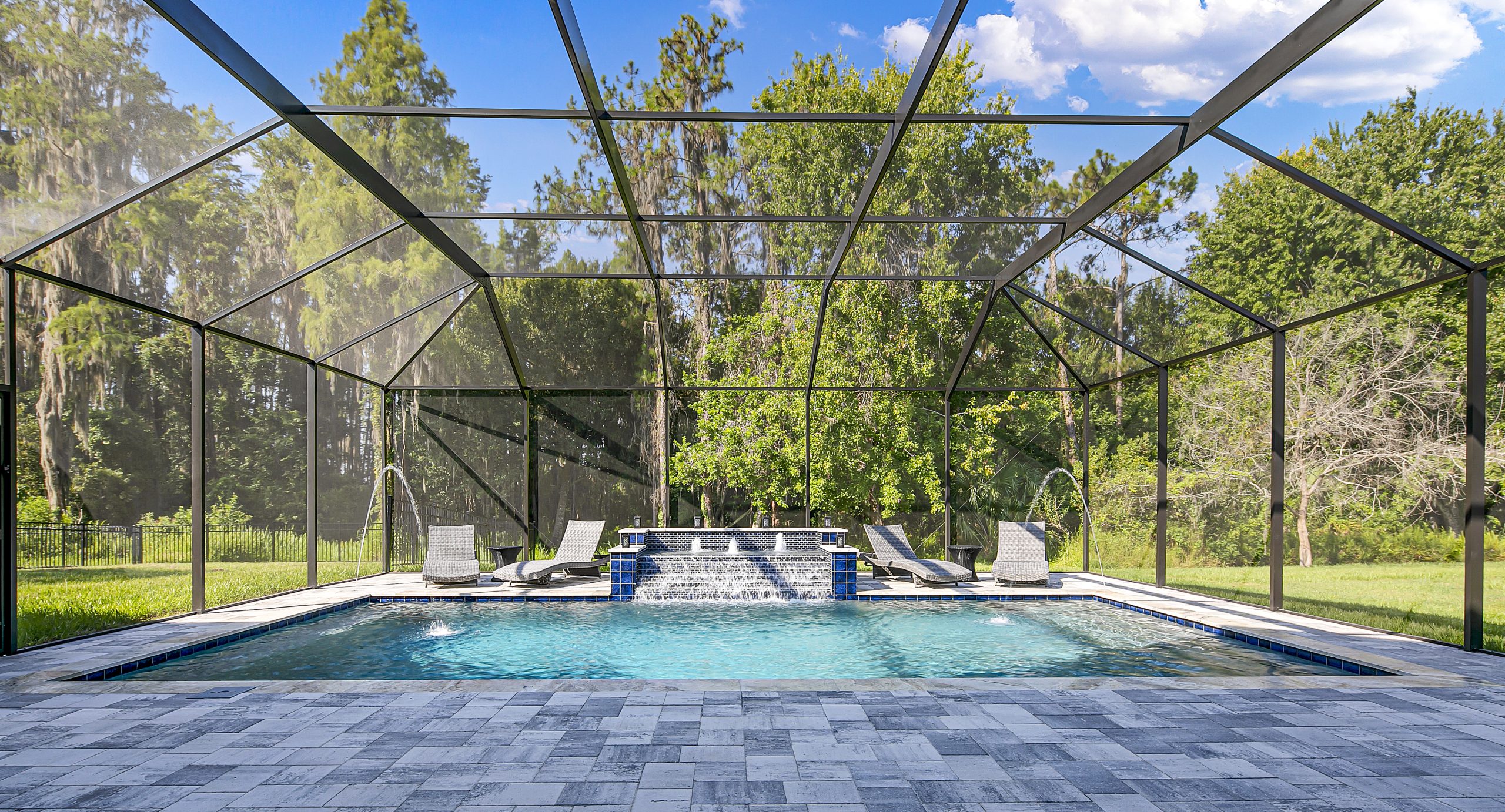 Larsen Pool & Spa