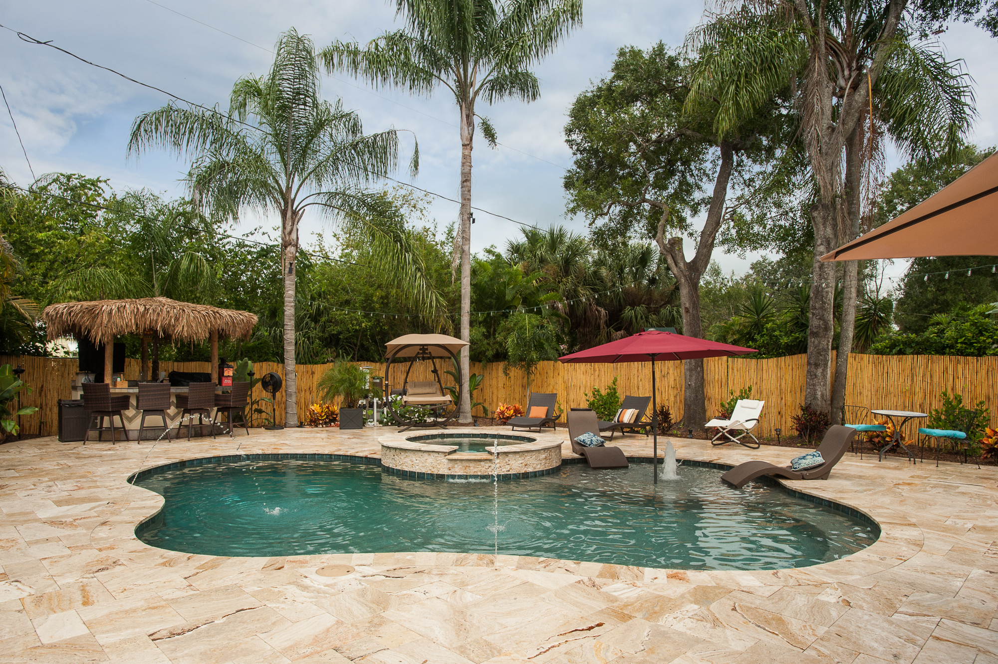 Larsen Pool & Spa