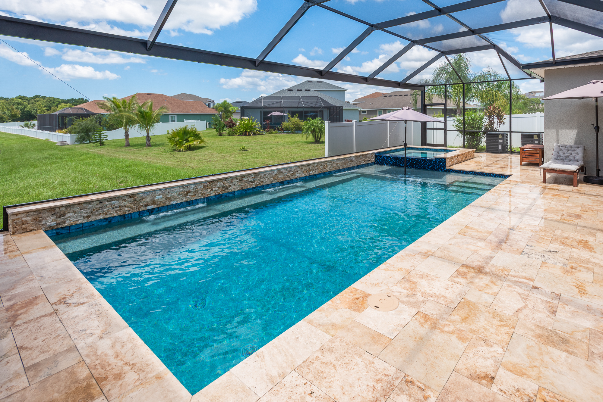 Larsen Pool & Spa