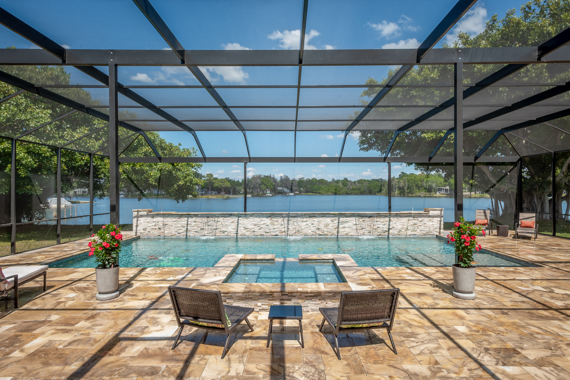 Larsen Pool & Spa